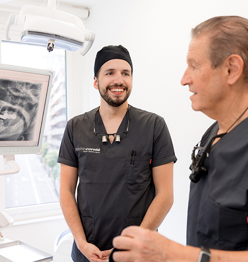 Experiencia contrastada en implantes dentales